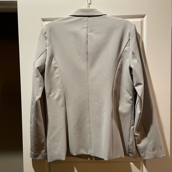 Gray single button blazer - Picture 3 of 3